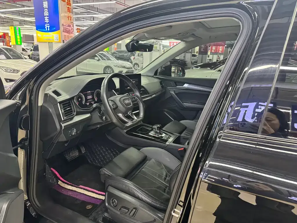 Audi Q5L 2022 из CN, фото 9