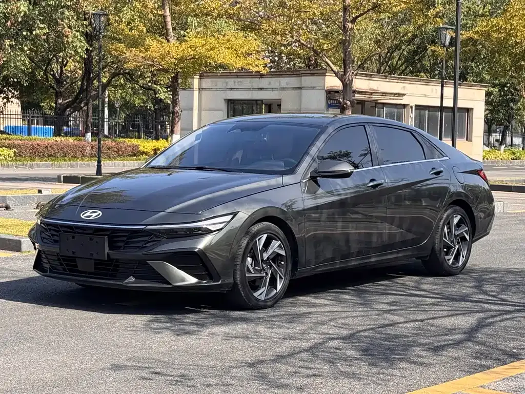 Hyundai Elantra 2024 из CN, фото 1