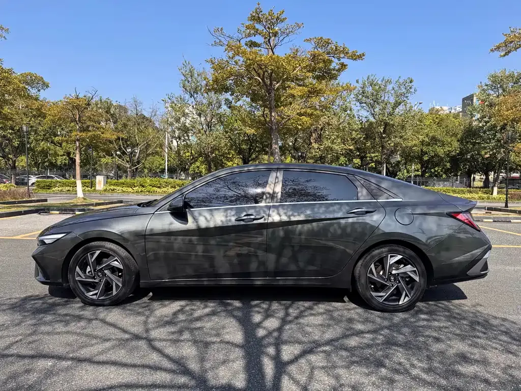 Hyundai Elantra 2024 из CN, фото 4