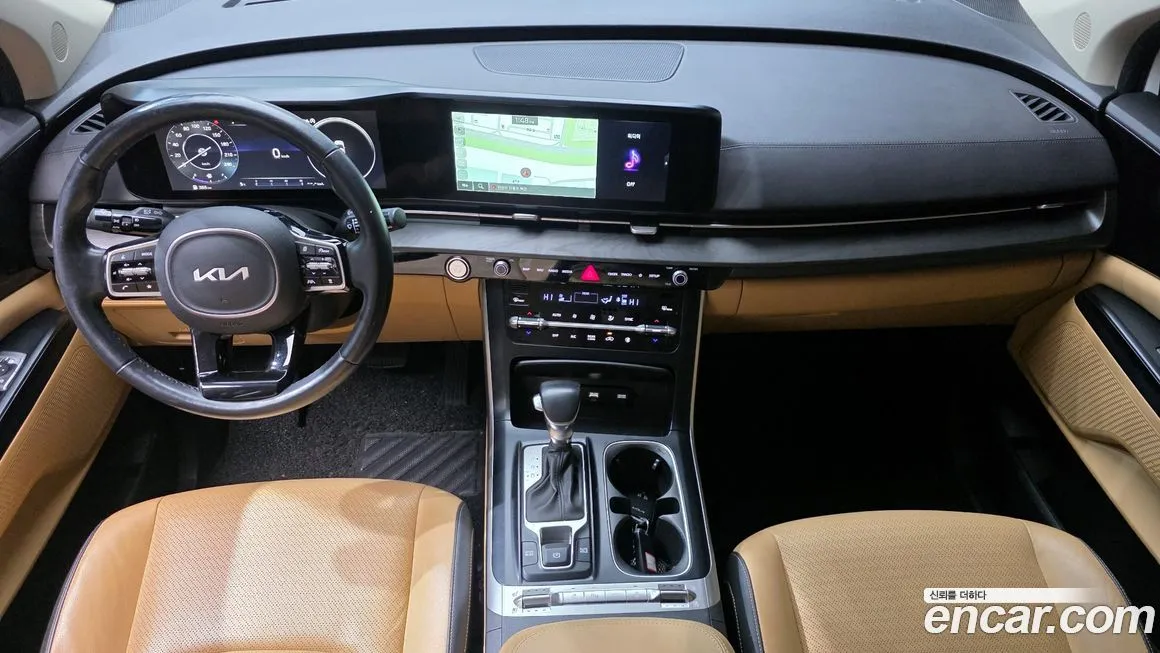 Kia Carnival — фото 10