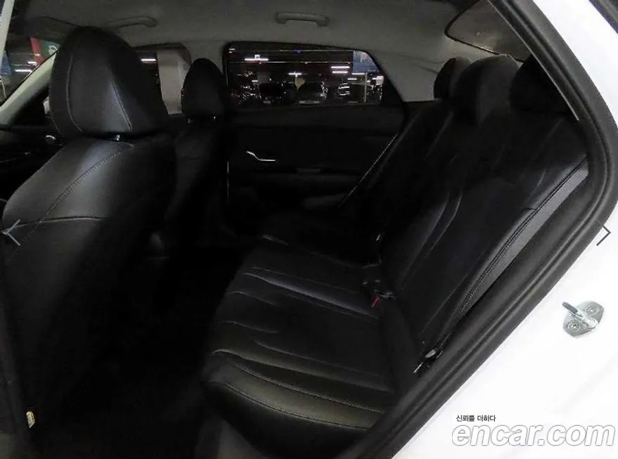 Hyundai AVANTE 2021 из KR, фото 7