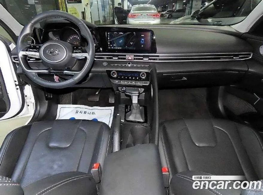 Hyundai AVANTE 2021 из KR, фото 2