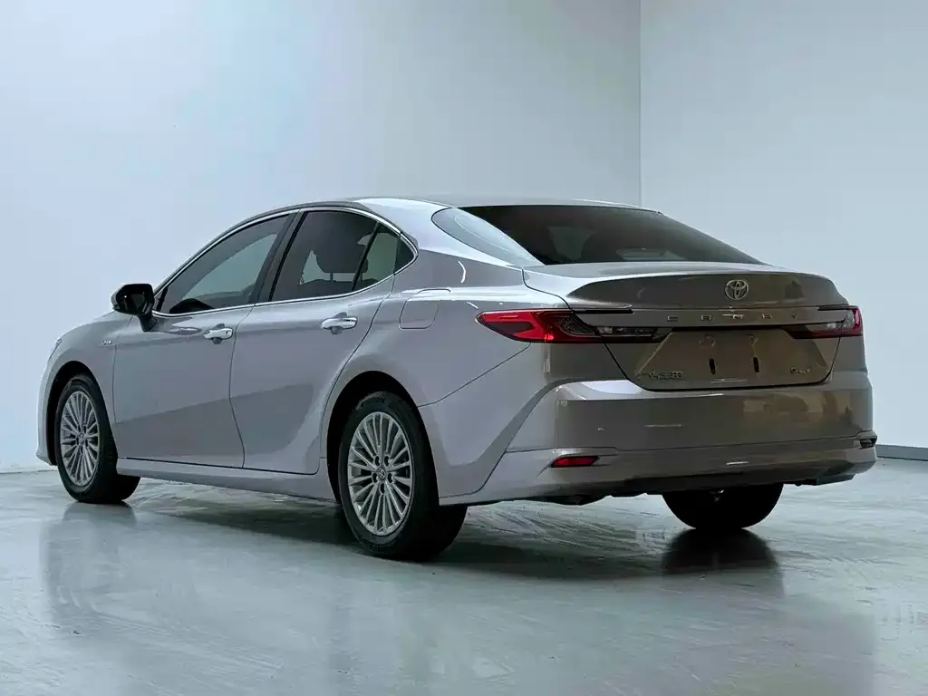 Toyota Camry 2025 из CN, фото 4