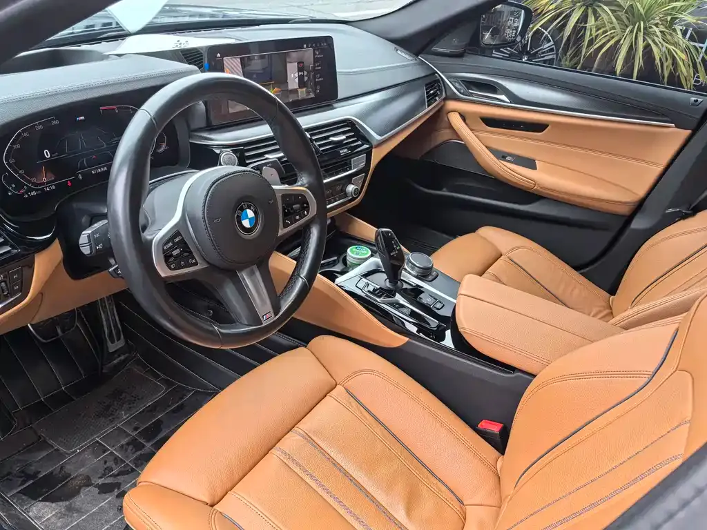 BMW 5 Series (Import) — фото 9