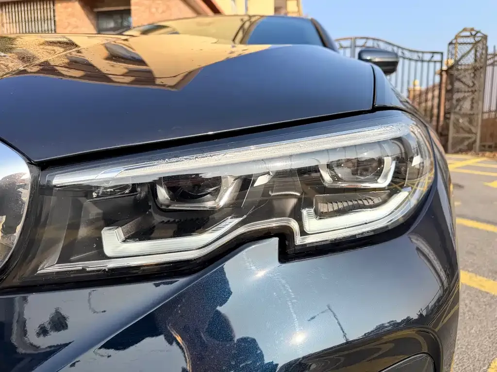 BMW 3 Series 2021 из CN, фото 8