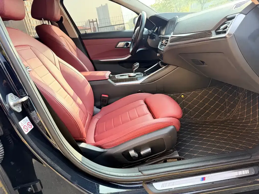 BMW 3 Series 2021 из CN, фото 4
