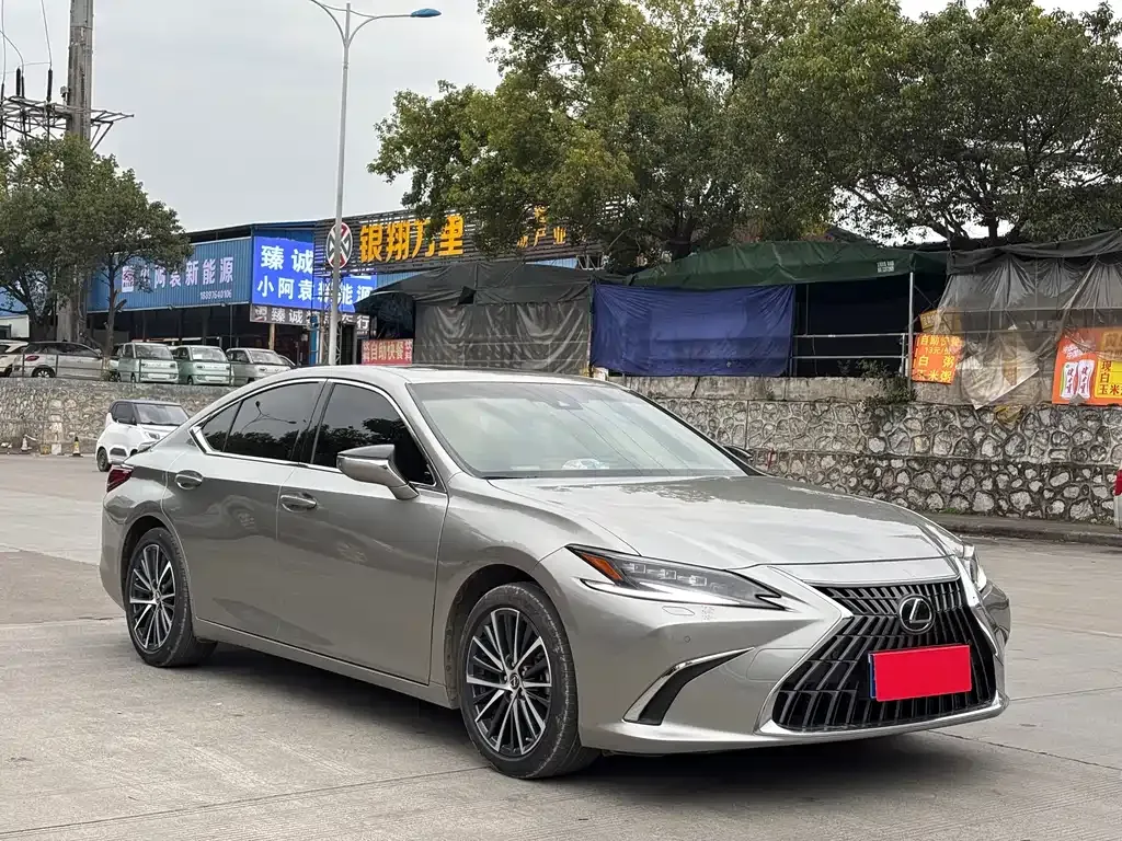 Lexus ES 2024 из CN, фото 1
