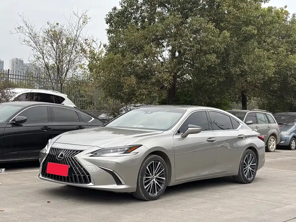 Lexus ES 2024 из CN, фото 8