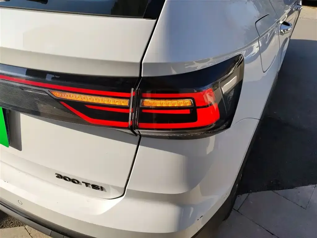 Volkswagen Tharu 2023 из CN, фото 3