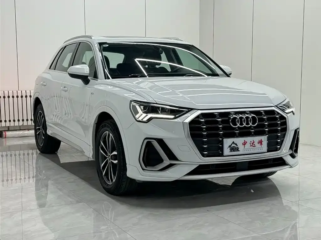 Audi Q3 2022 из CN, фото 2