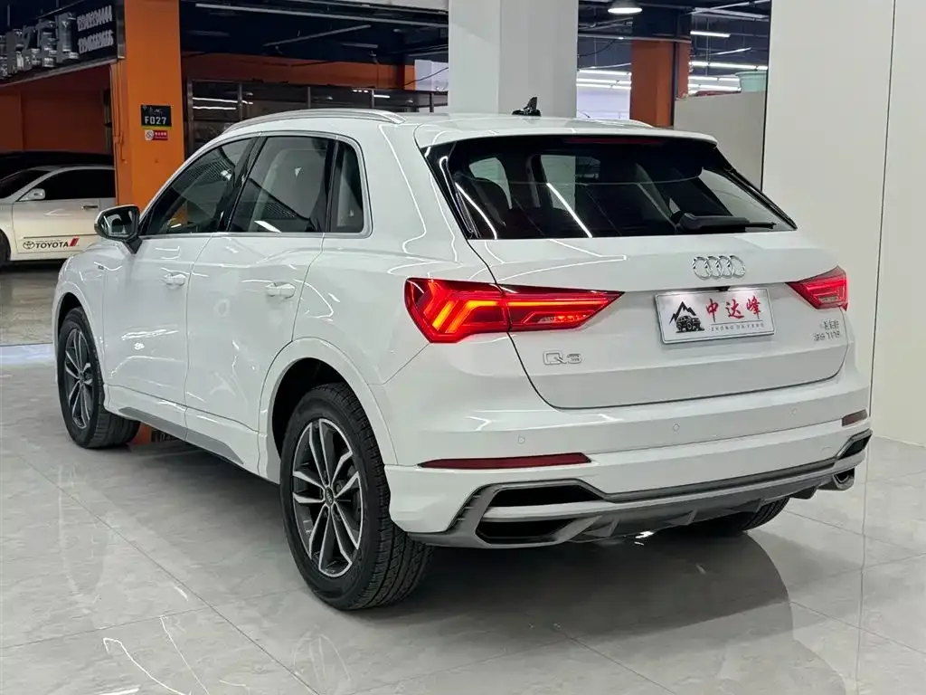 Audi Q3 2022 из CN, фото 9