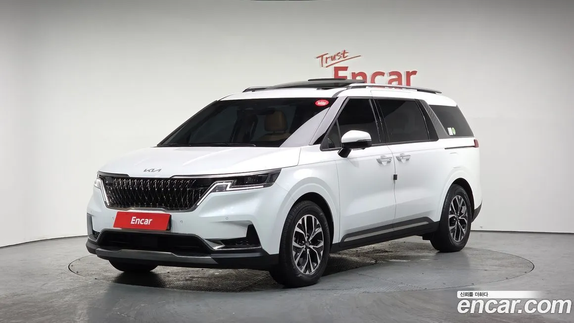 Kia Carnival 2023 из KR, фото 1