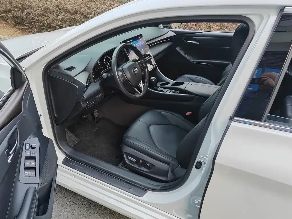 Toyota Avalon 2022 из CN, фото 3