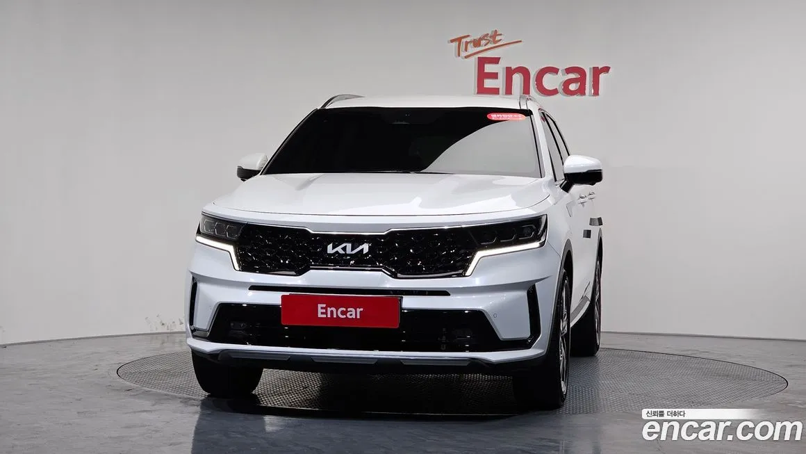 Kia Sorento — фото 8