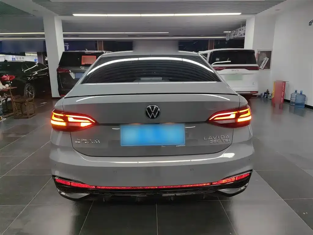 Volkswagen Lavida 2023 из CN, фото 6