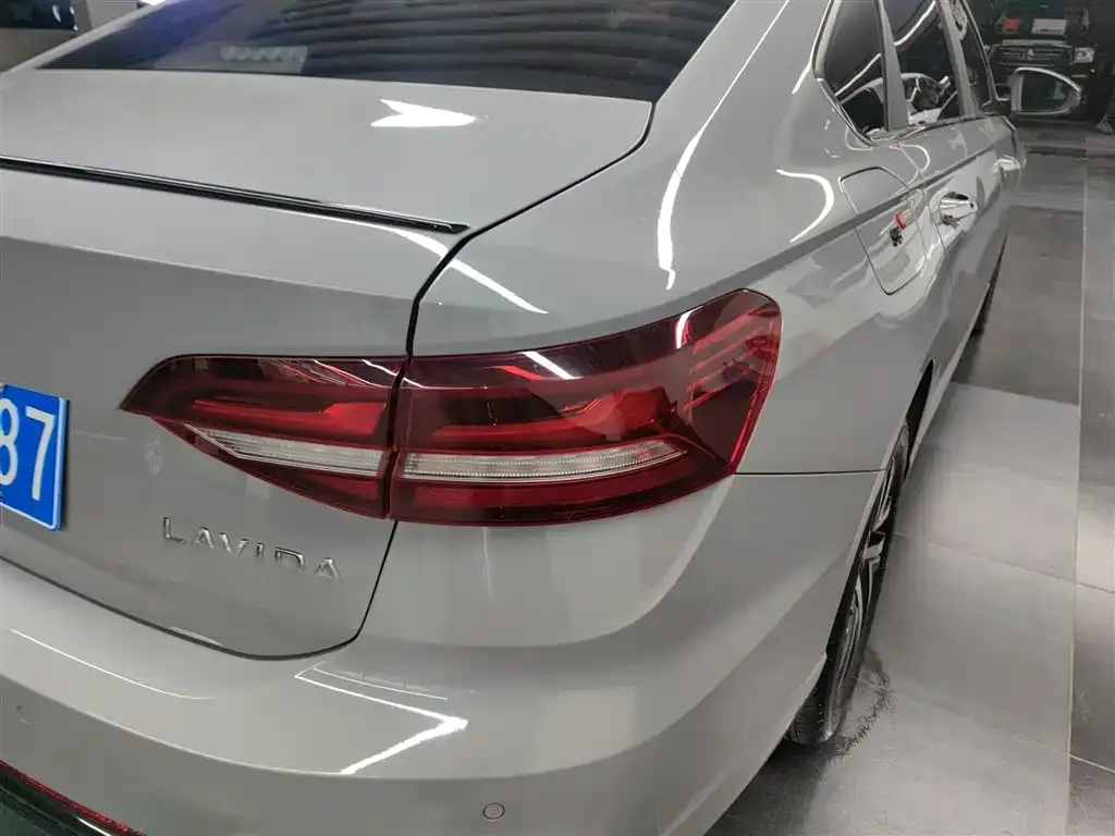 Volkswagen Lavida 2023 из CN, фото 5