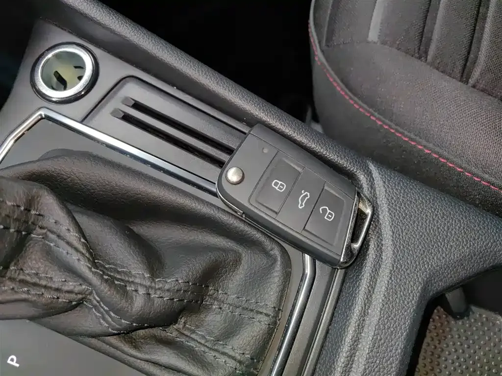 Volkswagen Lavida 2023 из CN, фото 10