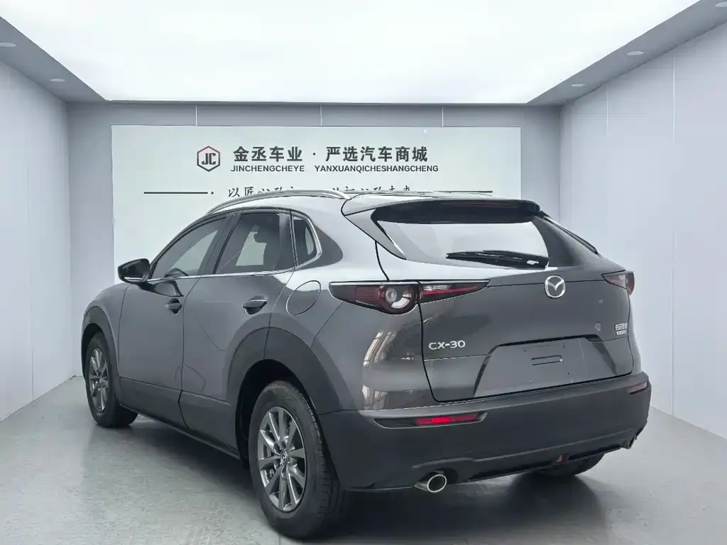 Mazda CX-30 2022 из CN, фото 7