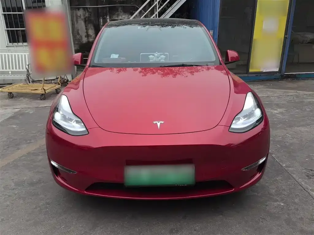Tesla Model Y 2023 из CN, фото 8