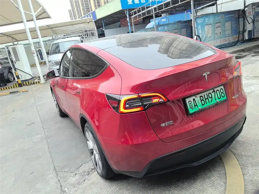 Tesla Model Y 2023 из CN, фото 4