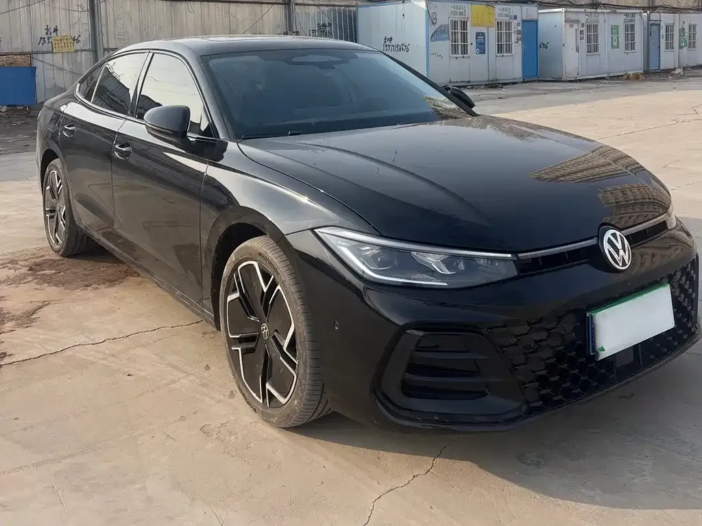 Volkswagen Passat 2025 из CN, фото 1