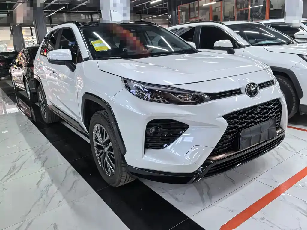 Toyota Wildlander 2024 из CN, фото 2