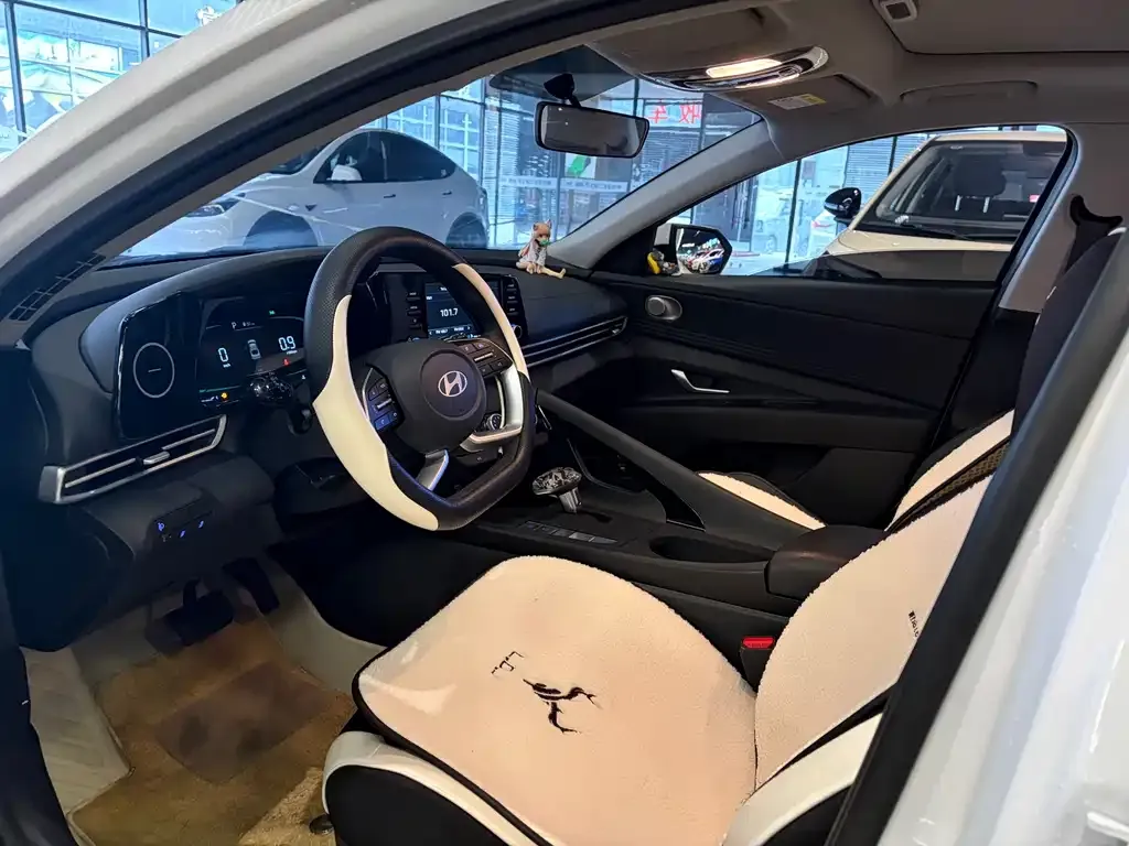 Hyundai Elantra 2025 из CN, фото 6
