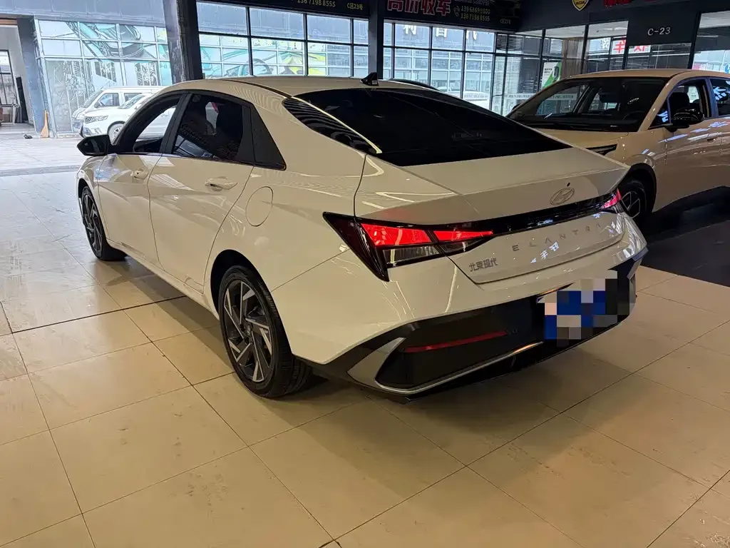 Hyundai Elantra 2025 из CN, фото 5