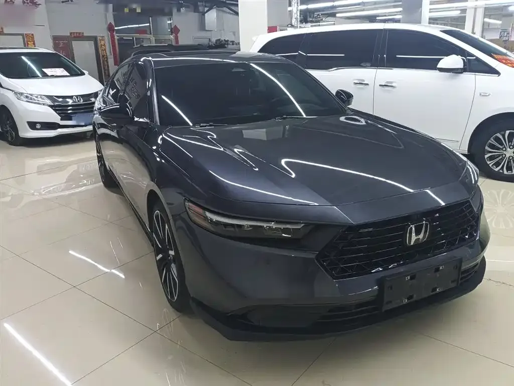 Honda Accord — фото 5