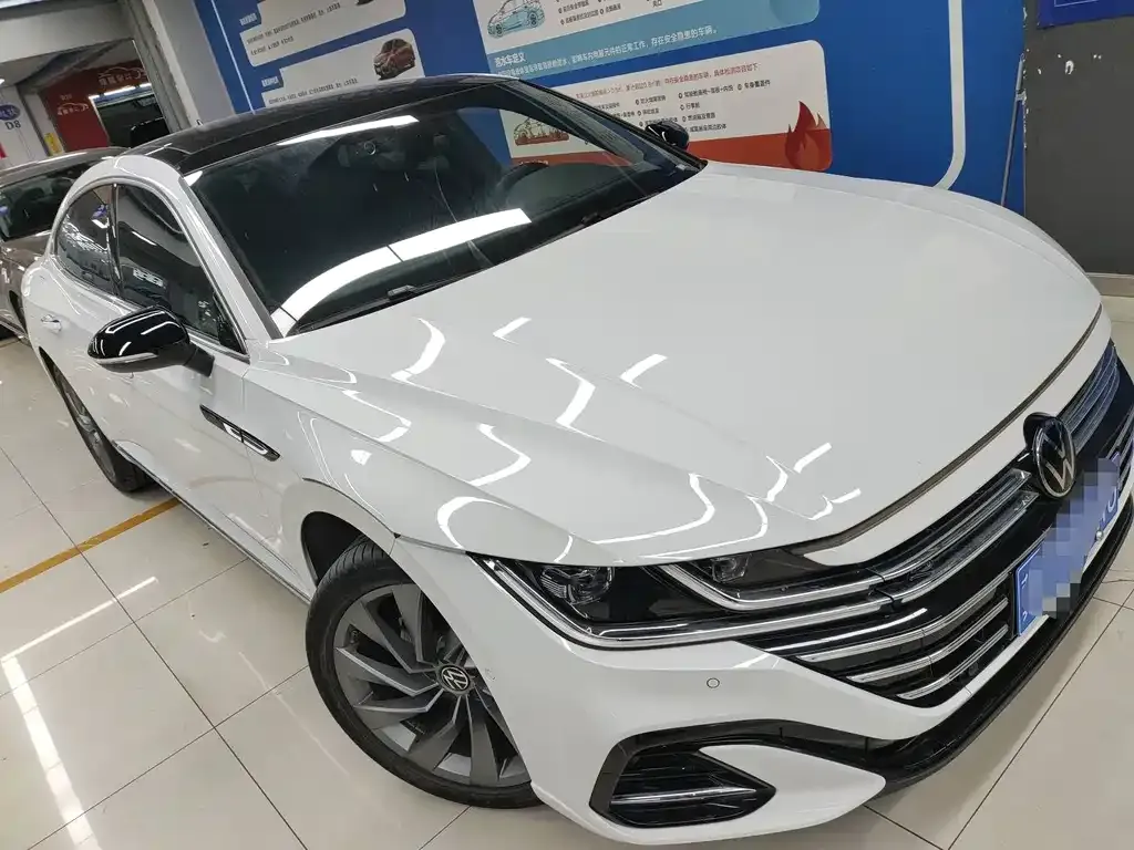 Volkswagen CC 2024 из CN, фото 3