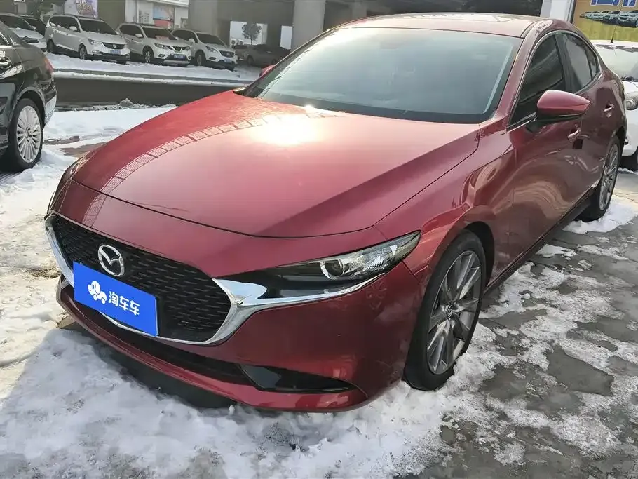 Mazda 3 Axela 2022 из CN, фото 1