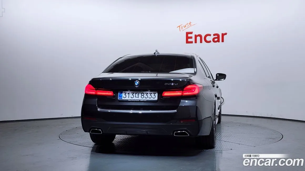 BMW 5-Series 2023 из KR, фото 4