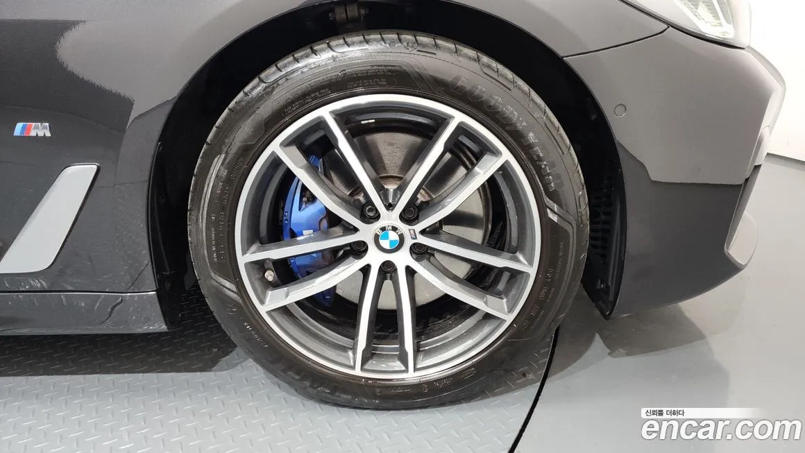 BMW 5-Series 2023 из KR, фото 7