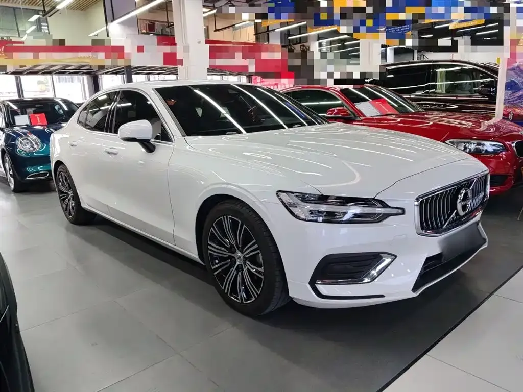 Volvo S60 2021 из CN, фото 7