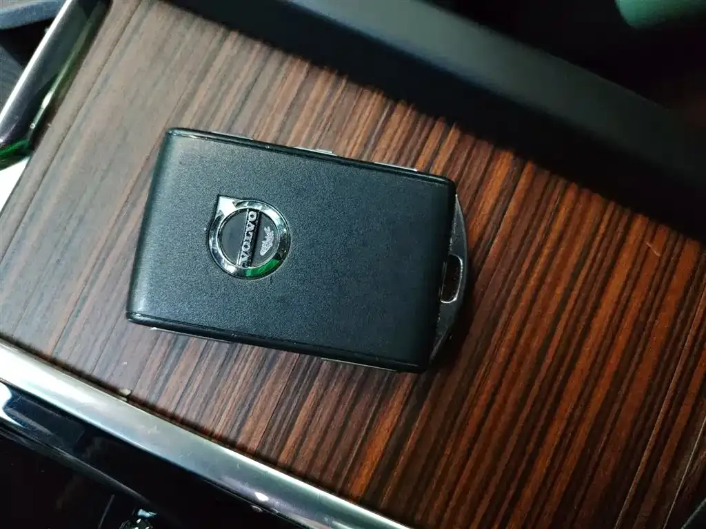 Volvo S60 2021 из CN, фото 6