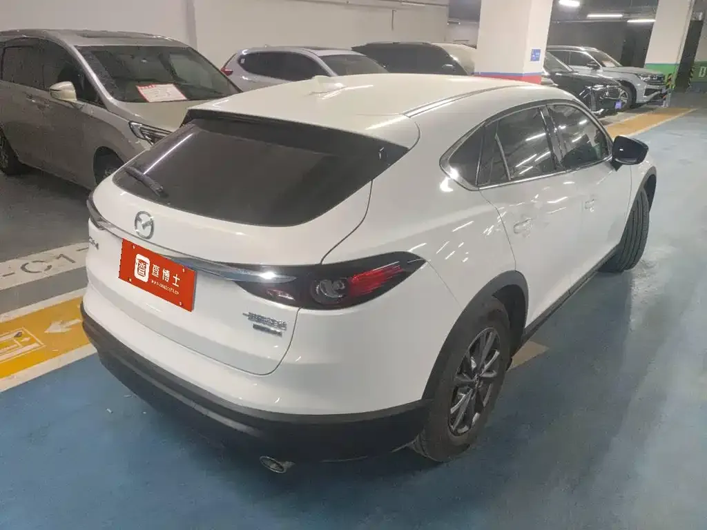 Mazda CX-4 2023 из CN, фото 5