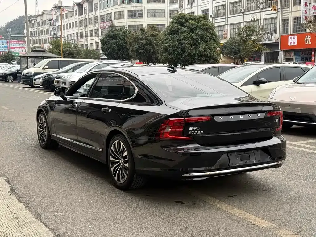 Volvo S90 — фото 6