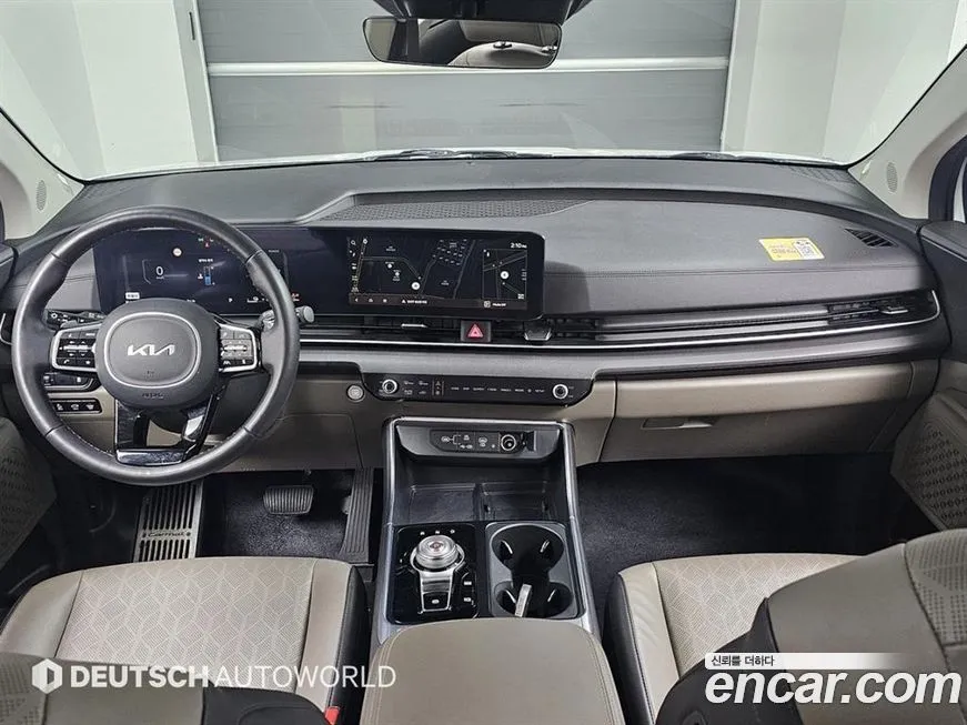 Kia Carnival — фото 10