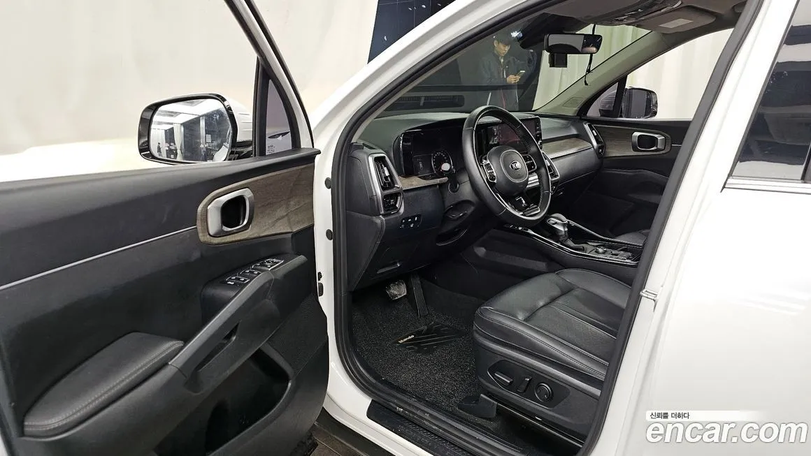Kia Sorento — фото 6