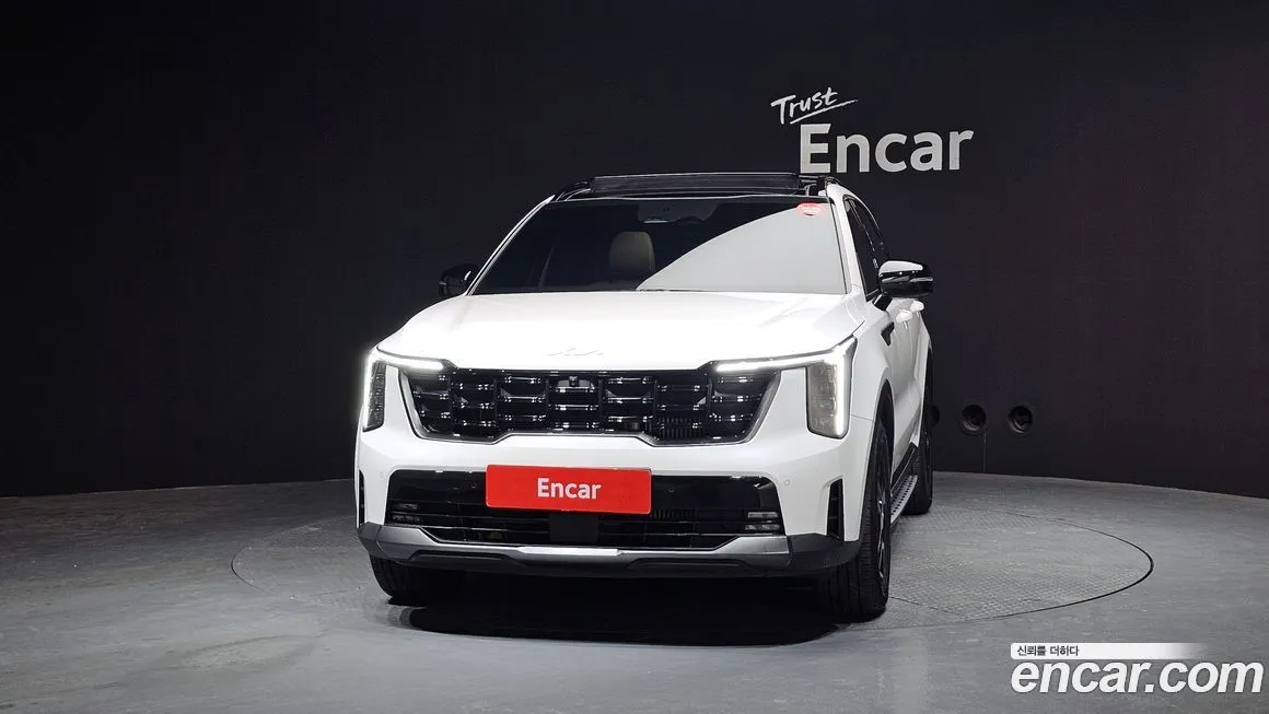Kia Sorento — фото 8