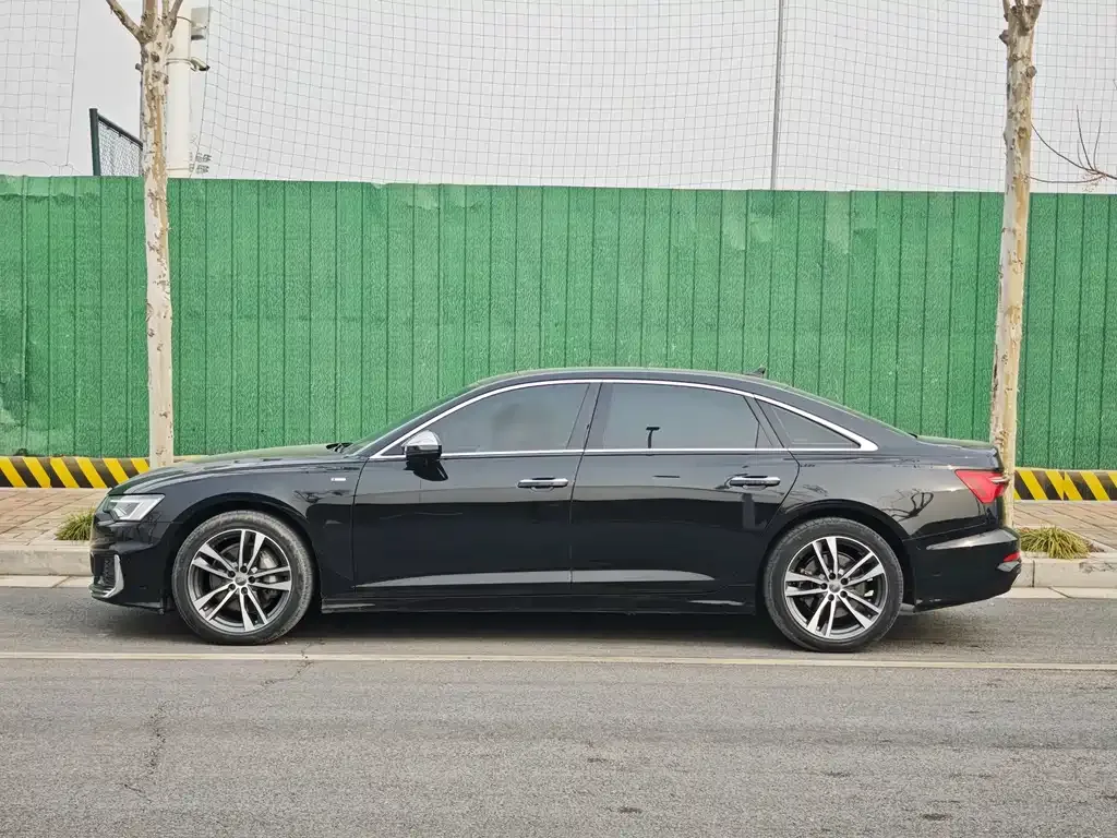 Audi A6L 2021 из CN, фото 8