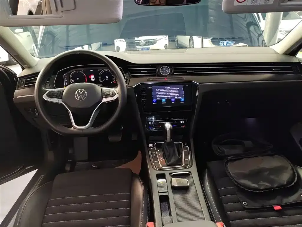 Volkswagen Magotan 2022 из CN, фото 2