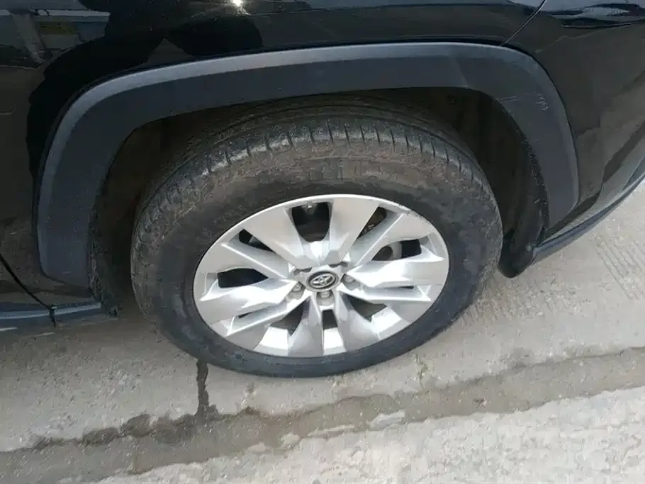 Toyota Wildlander 2022 из CN, фото 2