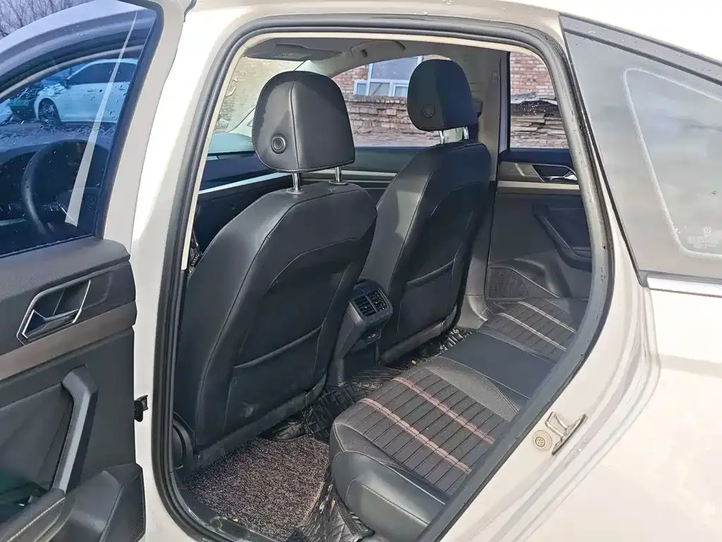 Volkswagen Lavida 2022 из CN, фото 9