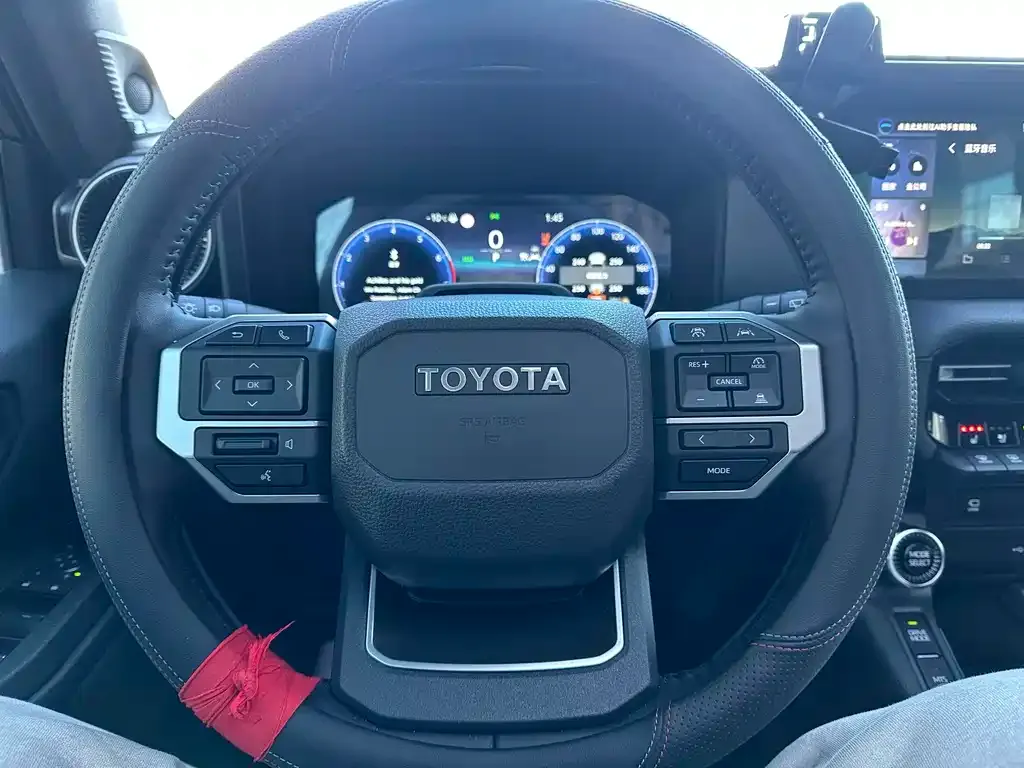 Toyota Prado 2025 из CN, фото 4