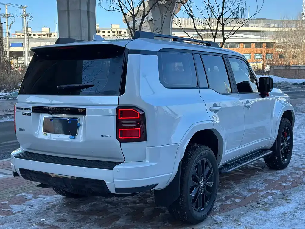 Toyota Prado 2025 из CN, фото 10