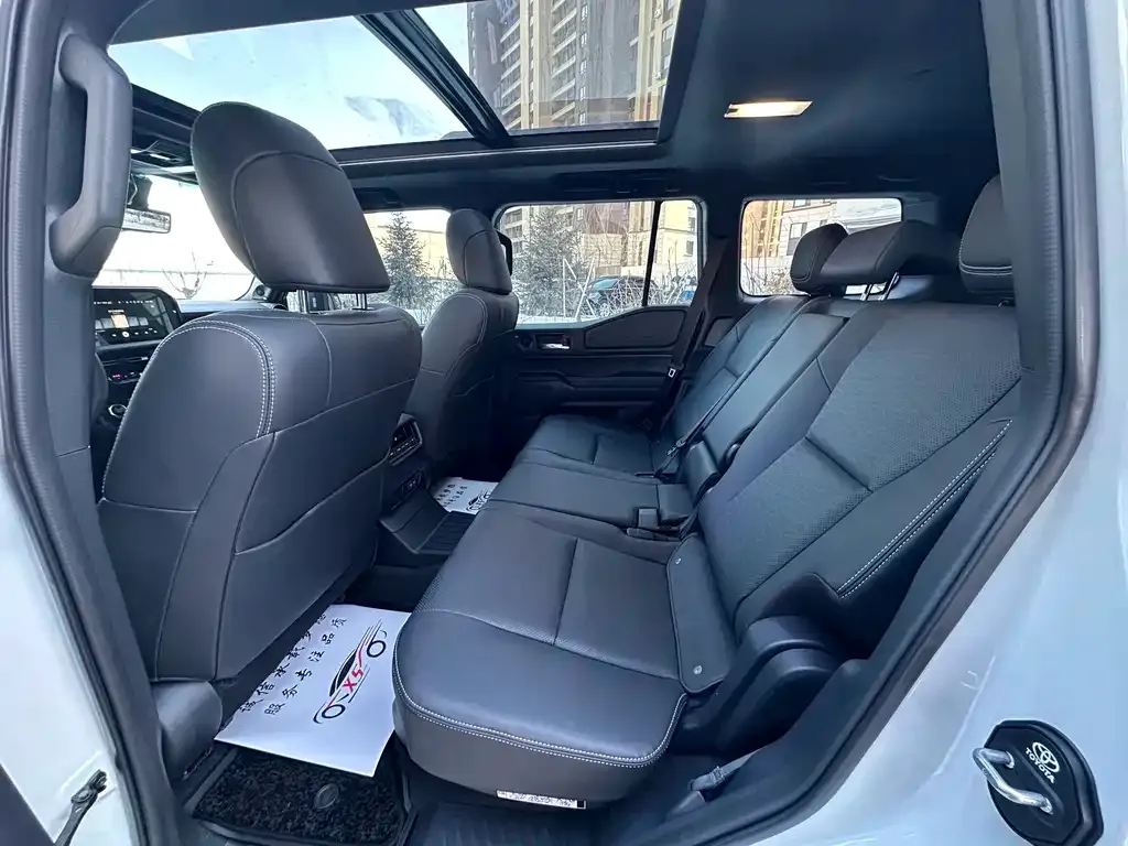 Toyota Prado 2025 из CN, фото 5