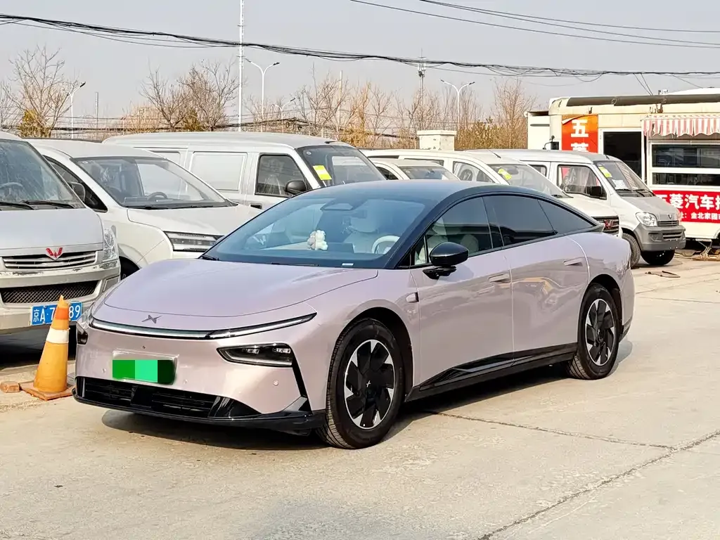 XPeng P7+ — фото 1