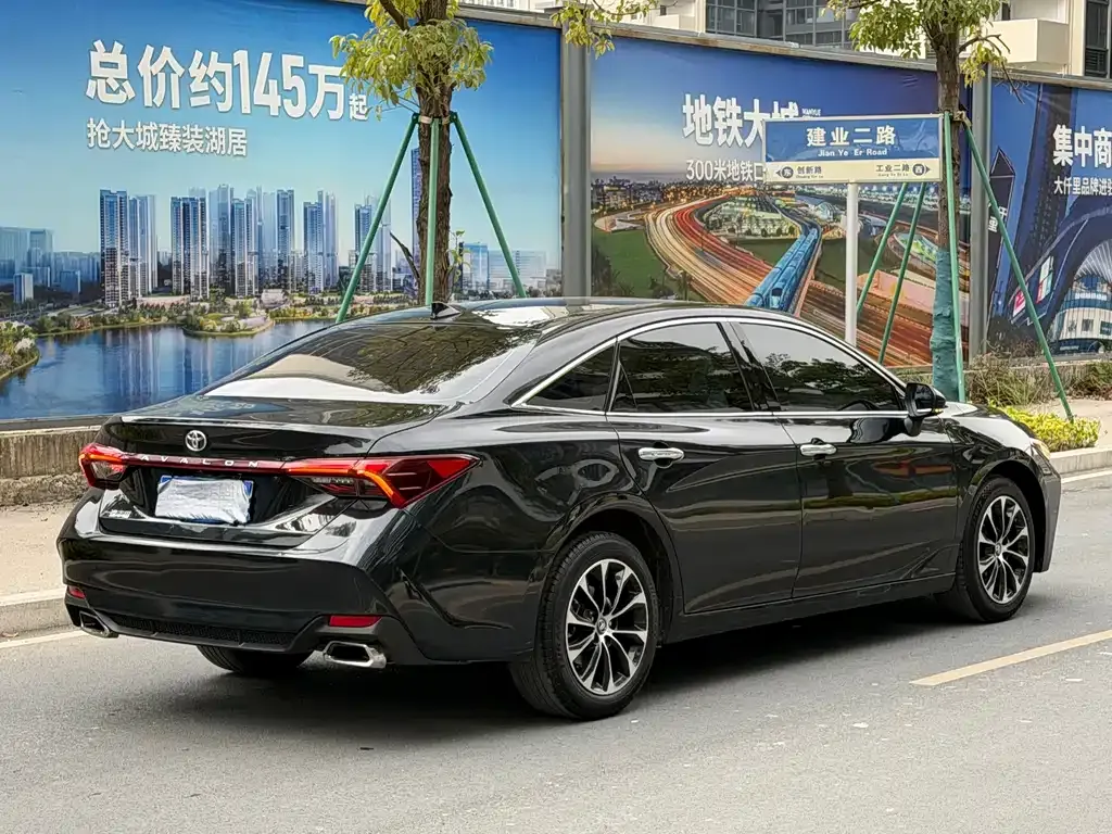 Toyota Avalon 2023 из CN, фото 5