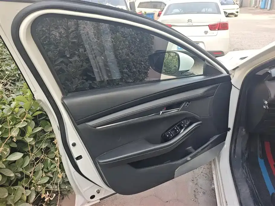 Mazda 3 Axela 2022 из CN, фото 6